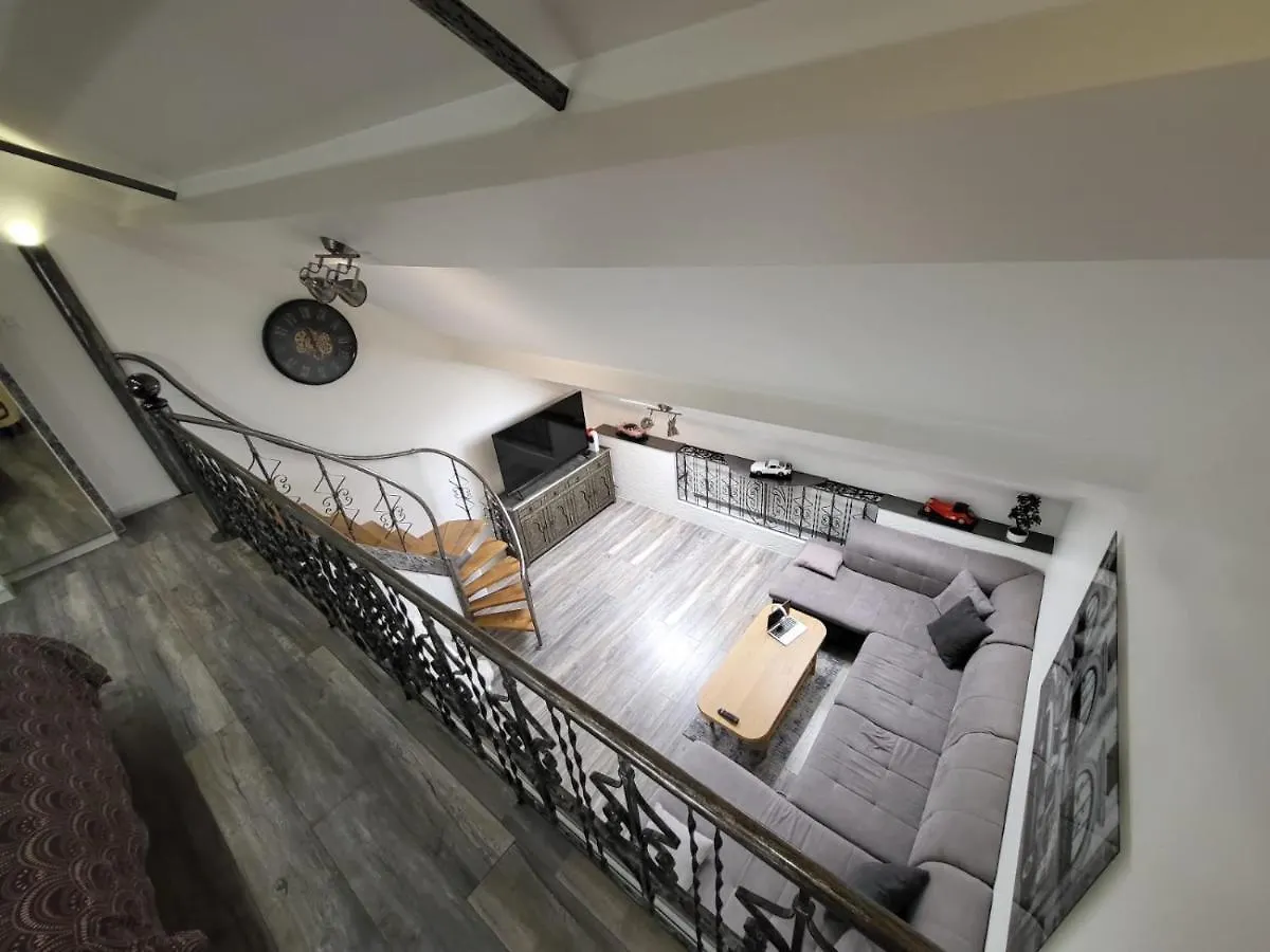 Duplex Elegant Situe A 1Min De La Gare Du Nord Apartment Brussels