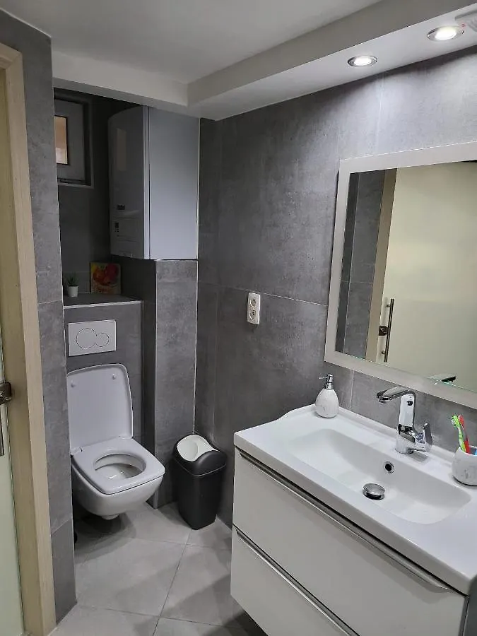 Duplex Elegant Situe A 1Min De La Gare Du Nord Apartment Brussels